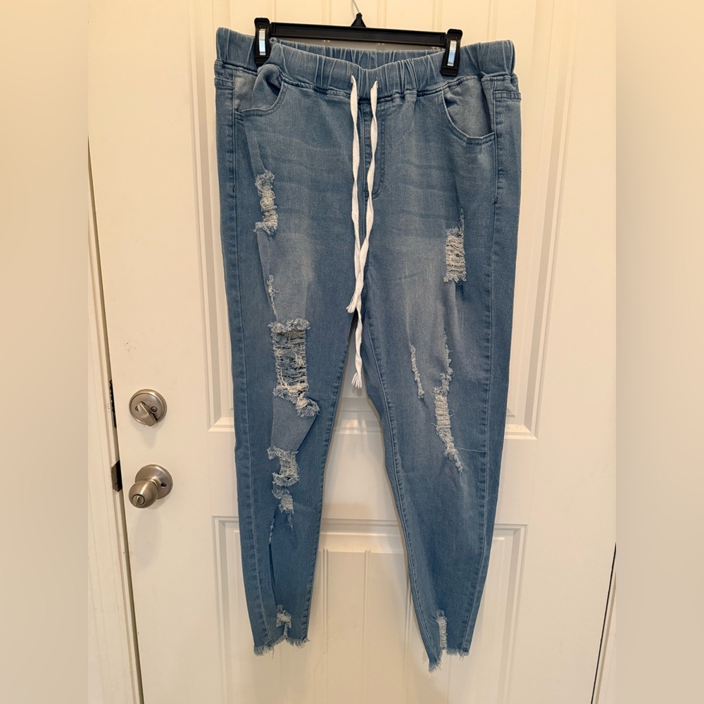 SHEIN Light Blue Distressed Skinny Jeans